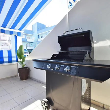 Appartamento Sophisticated Apartment With Bbq & Pool & Beach